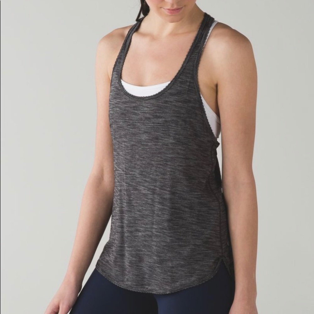 🛑 SOLD lululemon 105 F singlet